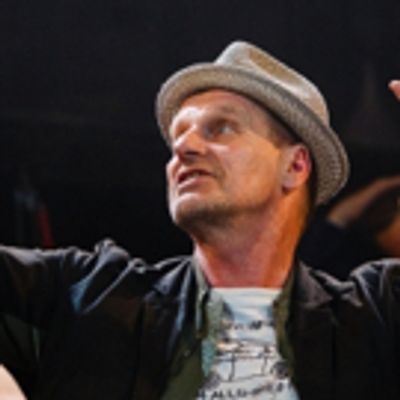 BWW Interview: Mike Shepherd Talks KNEEHIGH