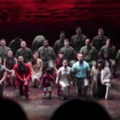 VIDEO: Broadway's MISS SAIGON Cast Takes a Knee in Solidarity with NFL Players