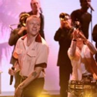 VIDEO: Macklemore Performs New Single 'Glorious' ft. Skylar Grey Video