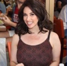 'The Poddest Couple' Podcast Premieres with Theatrical Bickering, Dreamcasting, and Her Royal highness, Queen Lesli Margherita