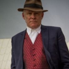 Stewart D'Arrietta Performs Bold Take On Leonard Cohen At The Epstein Theatre