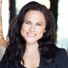 BWW Interview: Amy Ross On Playing Elphaba In The WICKED Tour