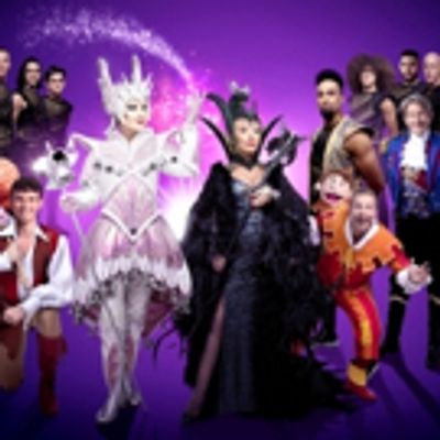 Photo Flash: First Look at Elaine Paige, Julian Clary, and Cast of DICK WHITTINGTON at the London Palladium