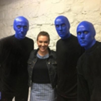 Photo Flash: Alyssa Milano Visits BLUE MAN GROUP in NYC