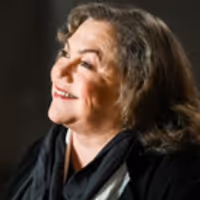 VIDEO: Kathleen Turner Remembers Edward Albee Ahead of Sotheby's Auction Video