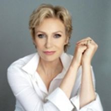 Jane Lynch Brings A SWINGIN' LITTLE CHRISTMAS to The Ridgefield Playhouse