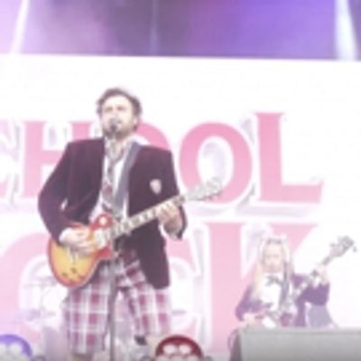 VIDEO: SCHOOL OF ROCK is in Session at West End Live