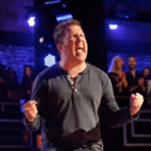 VIDEO: Sneak Peek - Nick Swardson Performs 'Ex's and Oh's' on LIP SYNC BATTLE