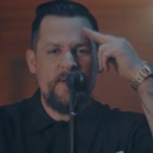 VIDEO: Good Charlotte Shares Emotional Video for 'War'