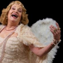 BWW REVIEW: The Absurd True Story Of The Unbelievably Unaware Socialite Florence Fost
