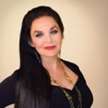 Crystal Gayle Celebrates 40th Anniversary of 'Don't It Make My Brown Eyes Blue'