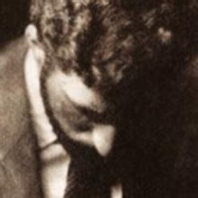 Halloween Microtheatre Show in Williamsburg Features a Victorian Séance Recreation