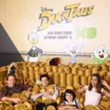 PHOTO: Cast of Disney's Animated Adventure Series DUCKTALES Stop By D23 Expo