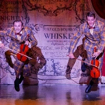 BWW Review: SINGIN' IN THE RAIN Tap Happy Film Classic Delightfully Reimagined
