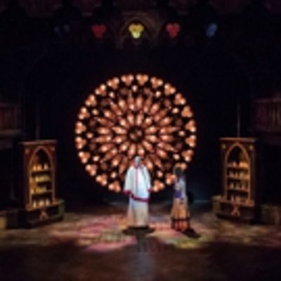 BWW Review: THE HUNCHBACK OF NOTRE DAME at Aurora Theatre And Theatrical Outfit