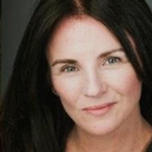 EDINBURGH 2017: BWW Q&A- The Revlon Girl