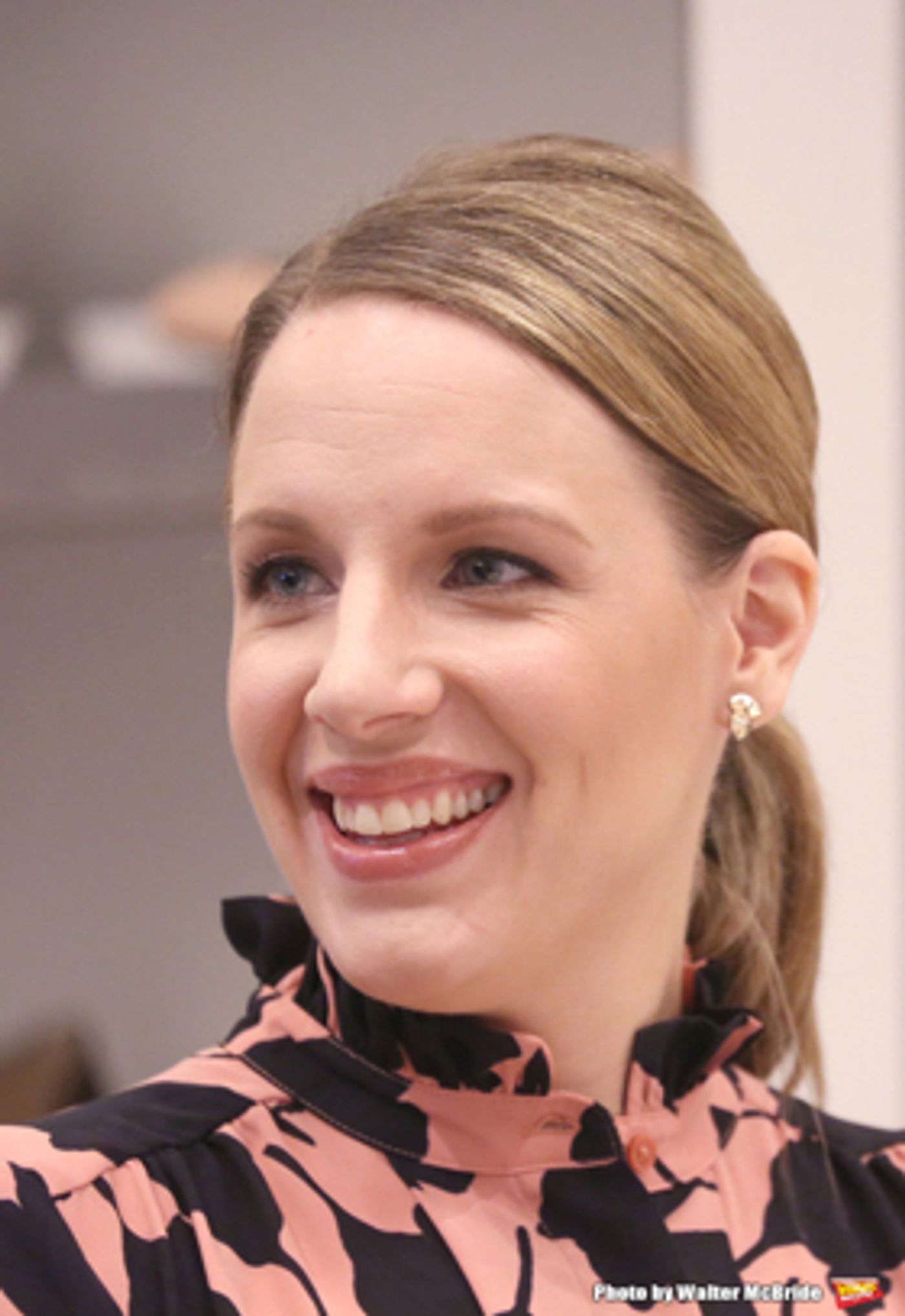 Jessie Mueller Joins Tom Hanks & More in Steven Spielberg's THE POST  Image