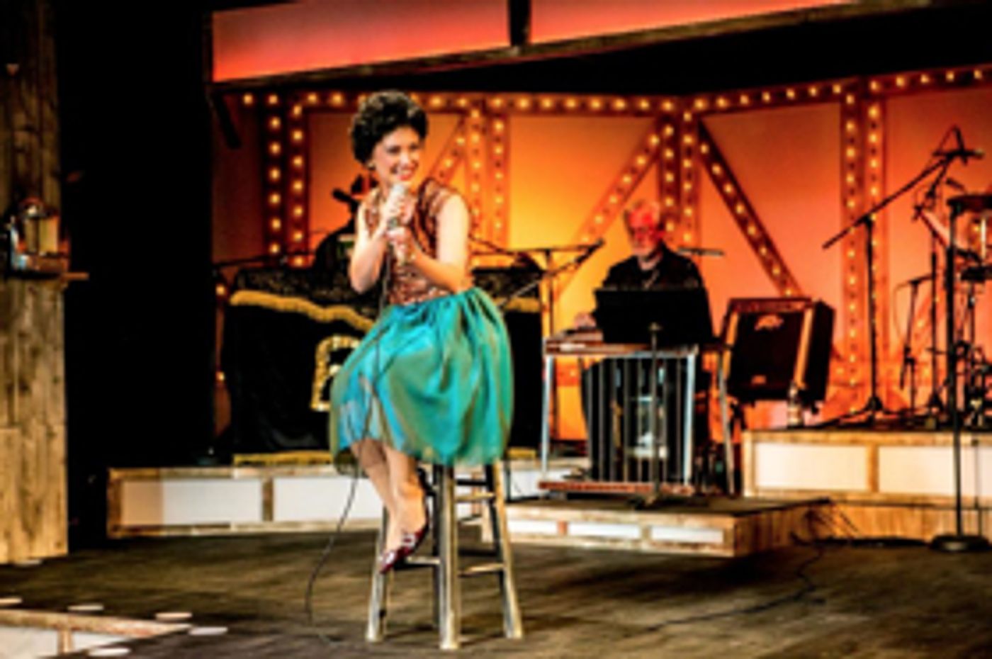 Stages Repertory Theatre Cancels Performances Through Sunday Due to Hurricane Harvey Image