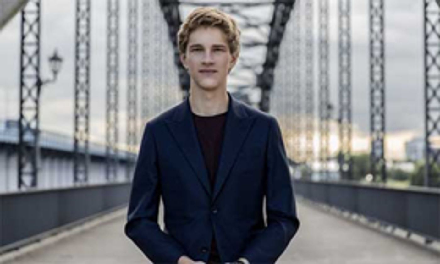 Mychael Danna's LIFE OF PI Premiere Anchors TSO's 2017-18 Opening Concert  Image