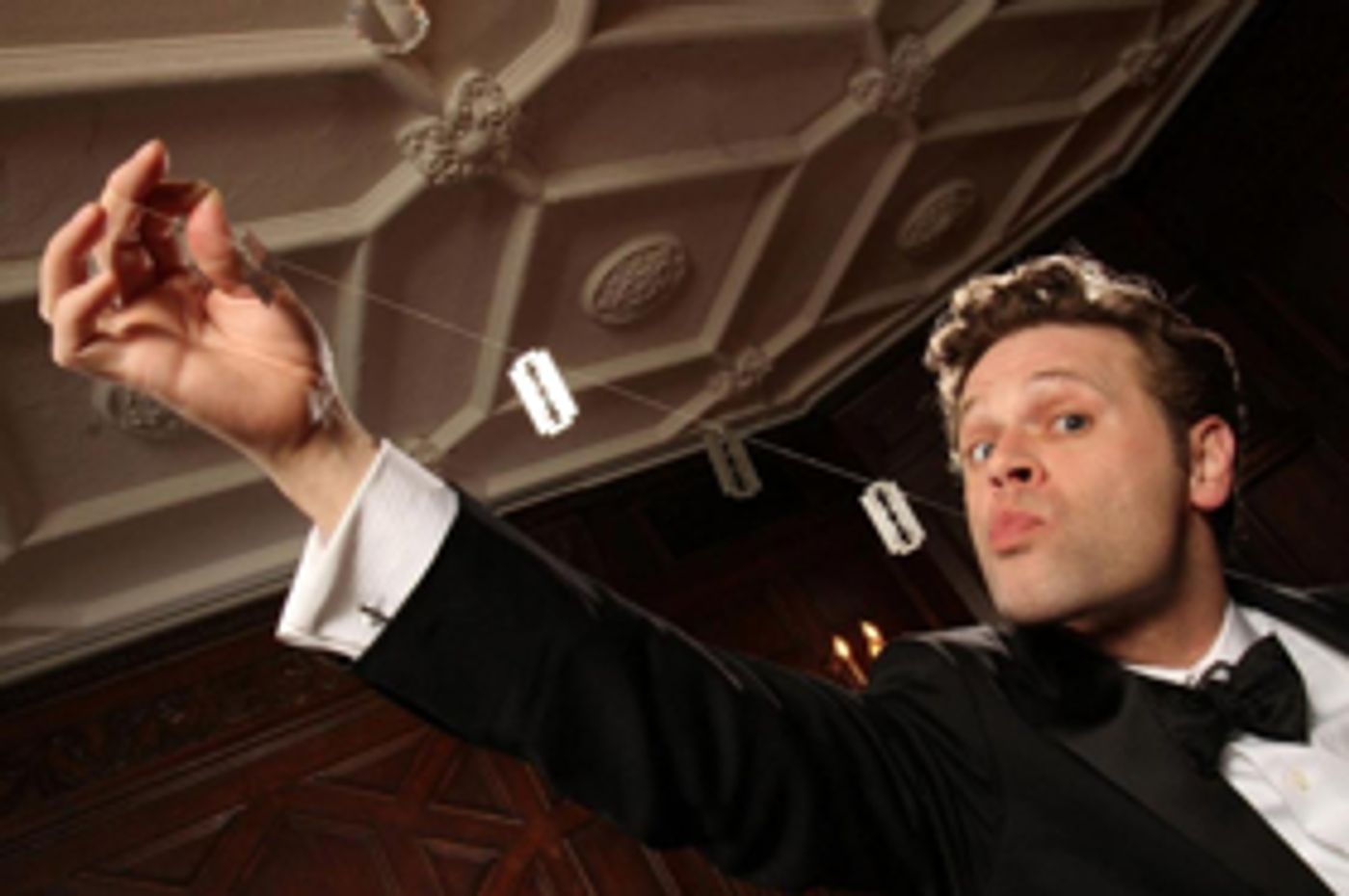 THE MAGIC PARLOUR Star Dennis Watkins to Appear on Penn and Teller this September  Image