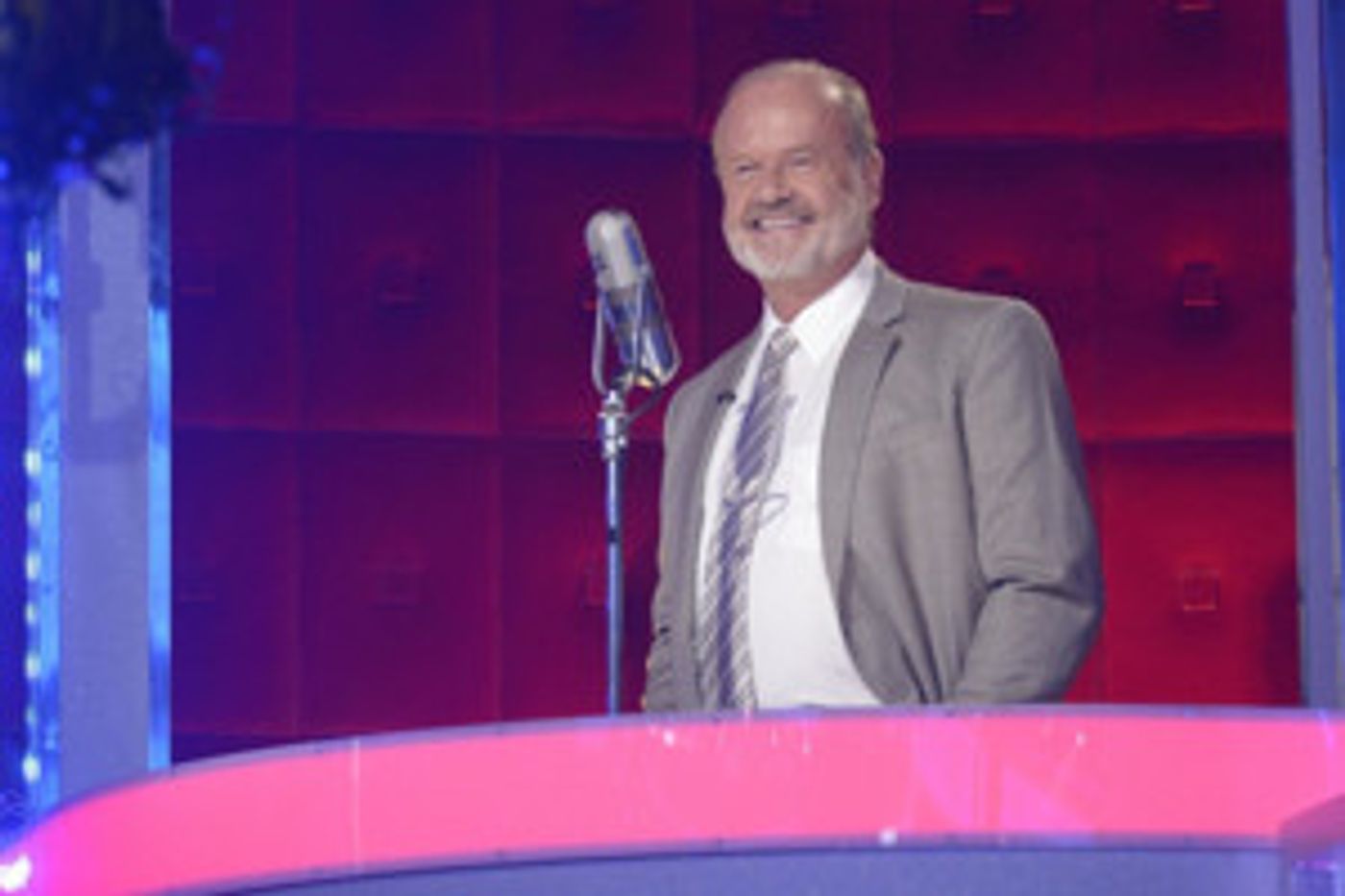 Kelsey Grammer Joins the London Premiere of BIG FISH  Image
