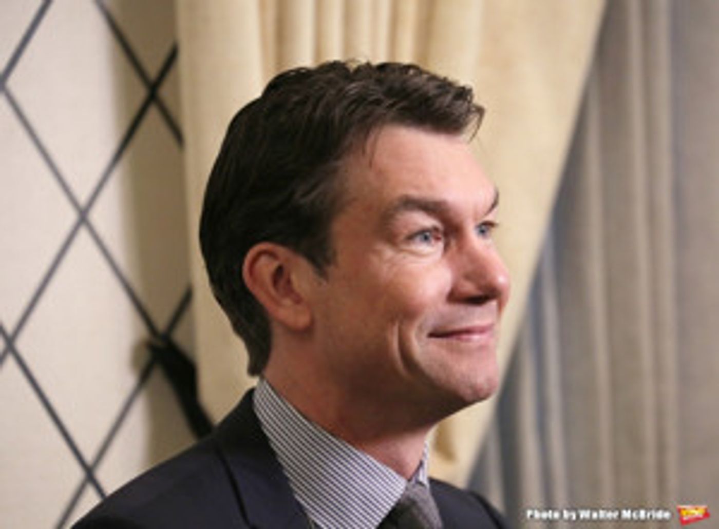 Jerry O'Connell to Return as Host of Reeve Foundation's 2017 'Magical Evening' Gala  Image