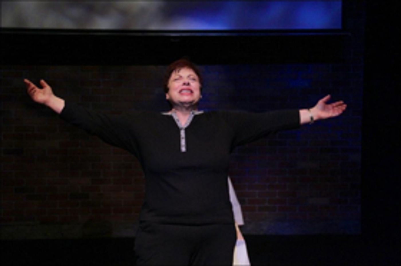 Review: In Solofest 2017 Hit Show IT'S ONLY LIPSTICK, Claudia DiMartino Shares Life Lessons Learned and Dreams Pursued  Image