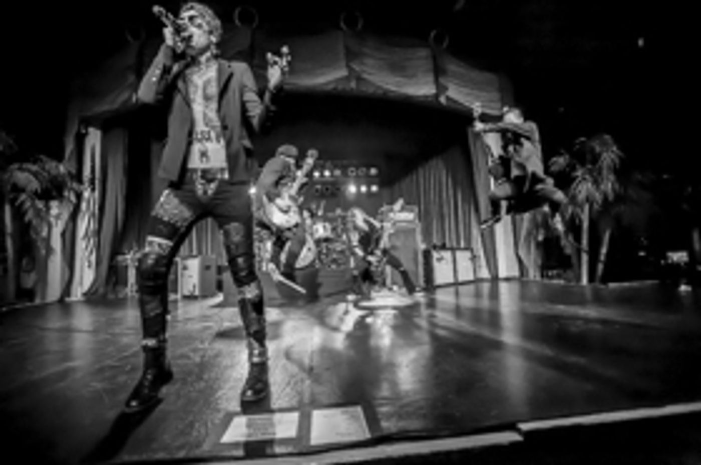Buckcherry to Play White Eagle Hall Next Month  Image