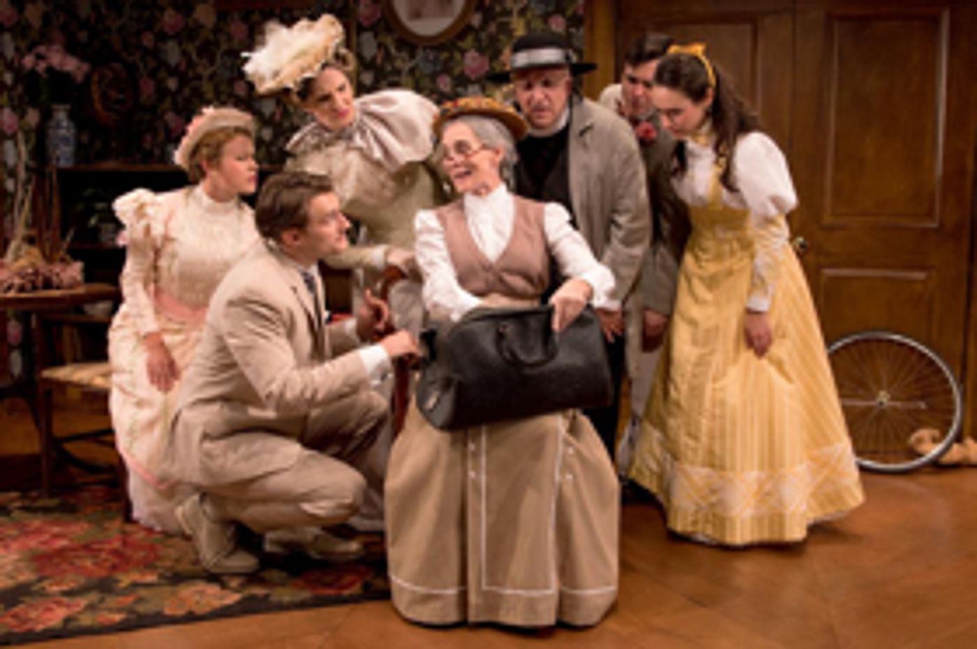 Review: Sunny, Sublime THE IMPORTANCE OF BEING EARNEST Dazzles at The Gamm  Image