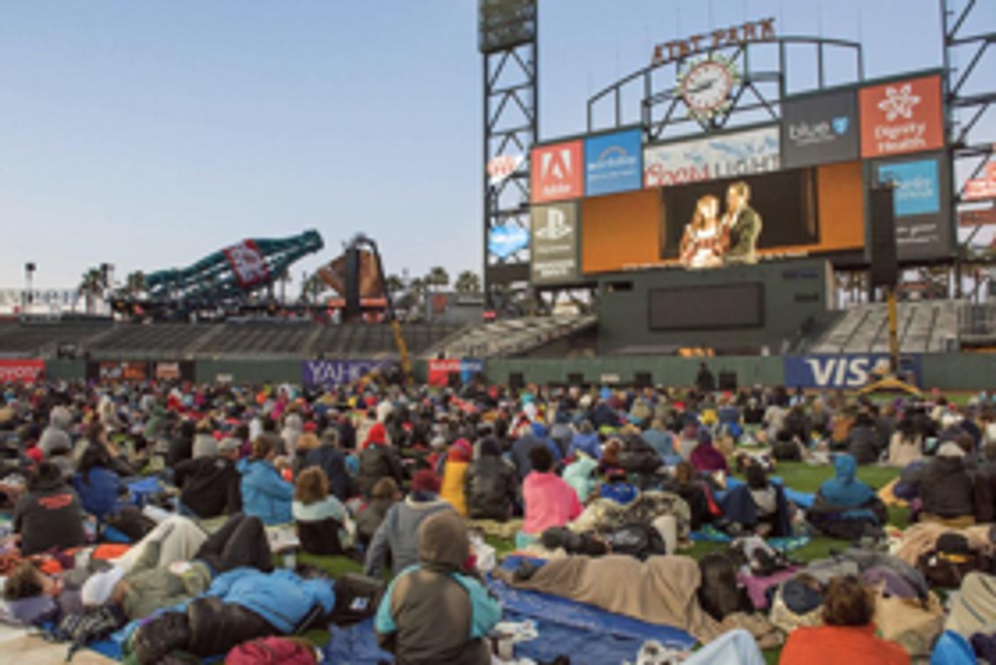 23,000 Attend San Francisco Opera's 11th Free 'Opera at the Ballpark' Simulcast  Image
