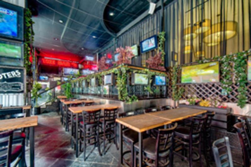 THE BOWERY BEER GARDEN in Chinatown Serves Up a Great Drinking and Dining Experience Image