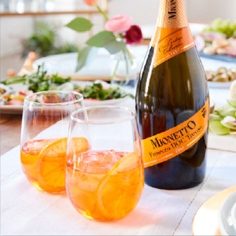 Celebrate Prosecco with MIONETTO and their Orange Spritz Image