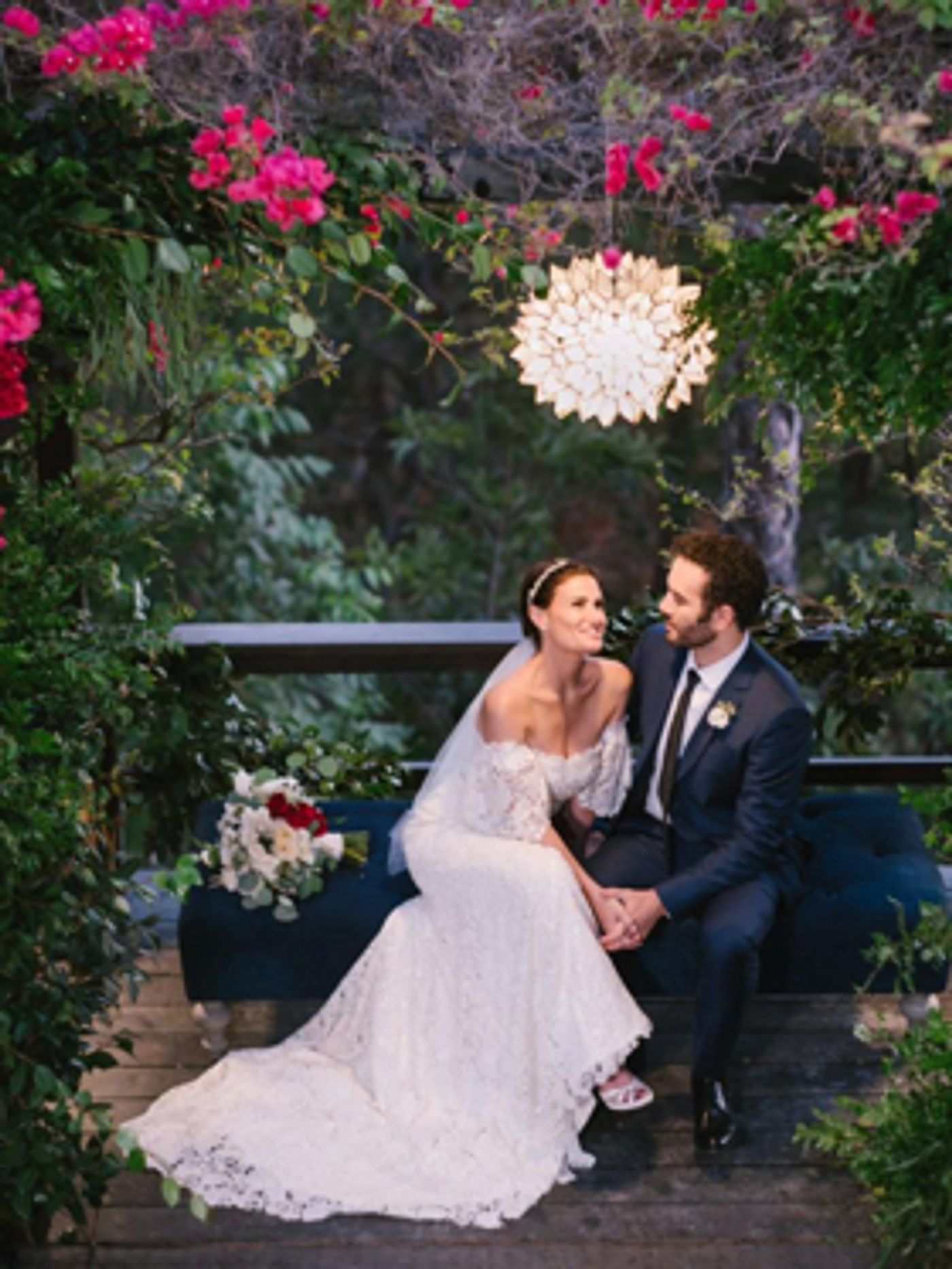 Photo Flash: Idina Menzel and Aaron Lohr Tie the Knot Photo Flash: Idina Menzel and Aaron Lohr Tie the Knot Image