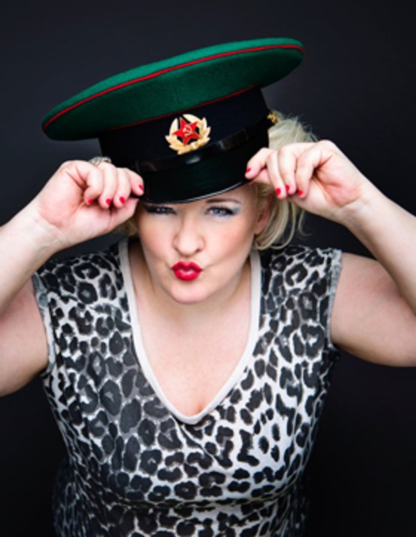 EDINBURGH 2017: BWW Q&A- Abi Roberts  Image