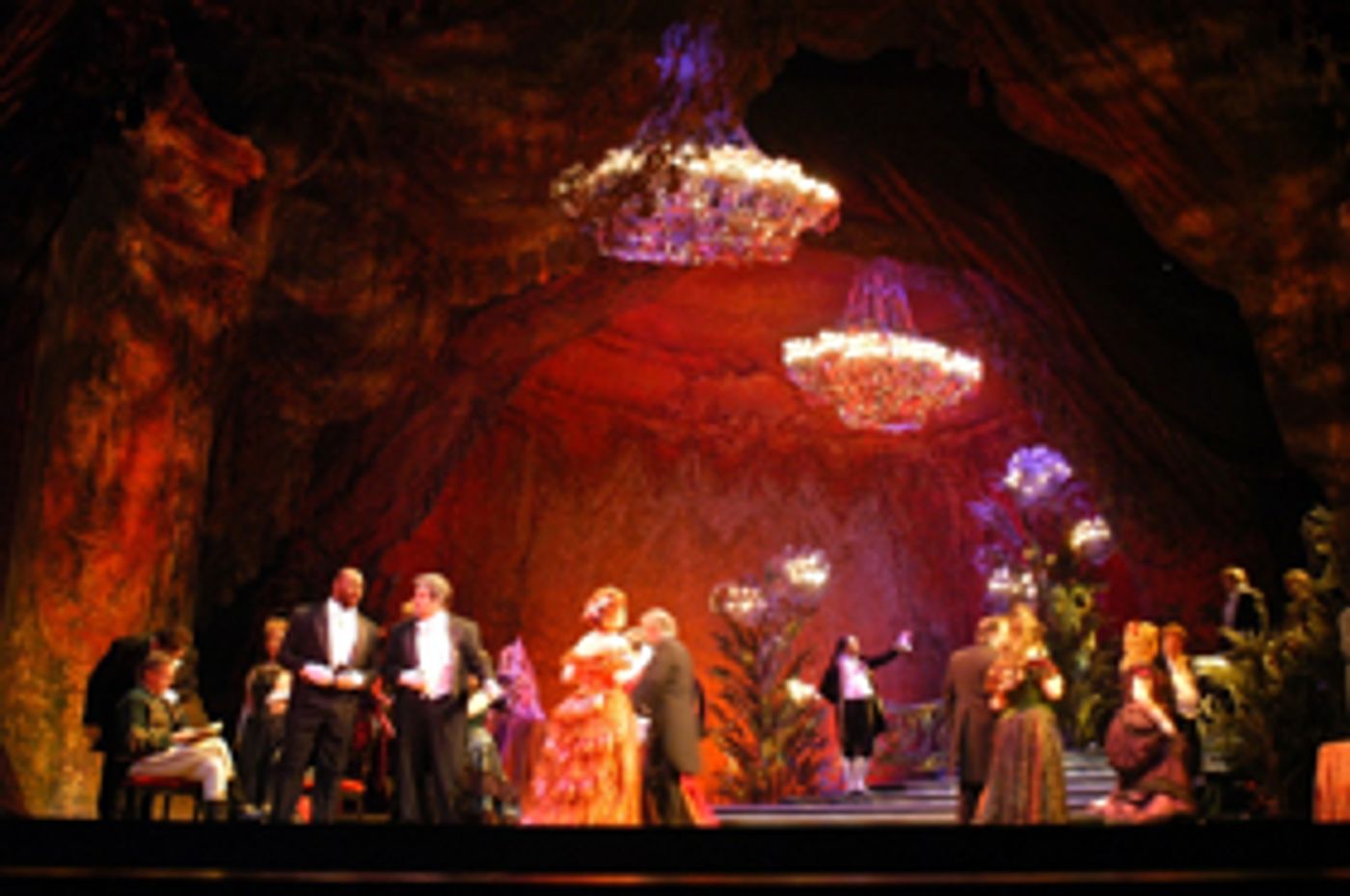 Dallas Opera to Break Hearts with LA TRAVIATA  Image