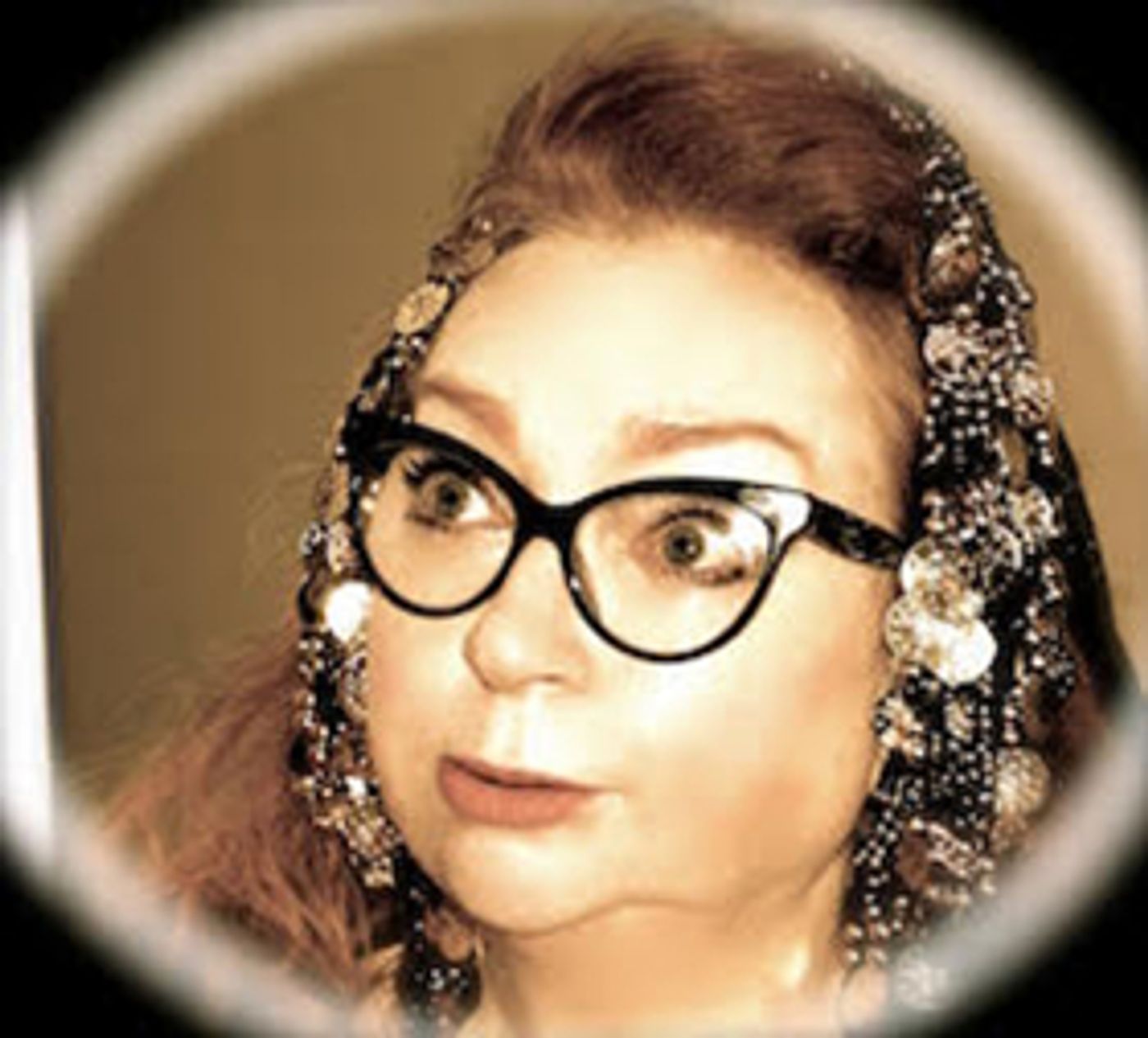 Madame Elbac the Comic Psychic to Thrill with New Show  Image