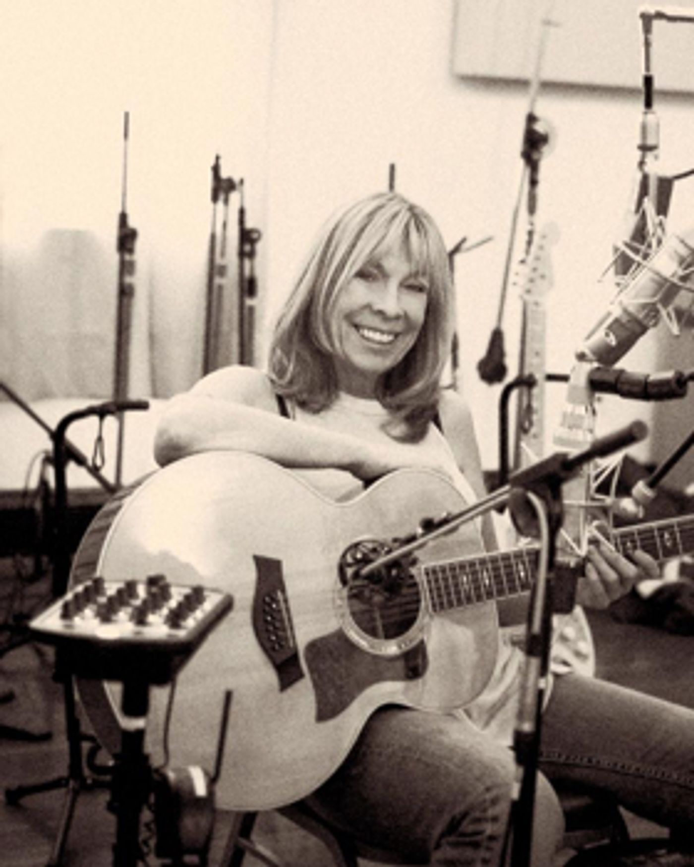Rickie Lee Jones Returns to the Jeanne Rimsky Theater at Landmark Image