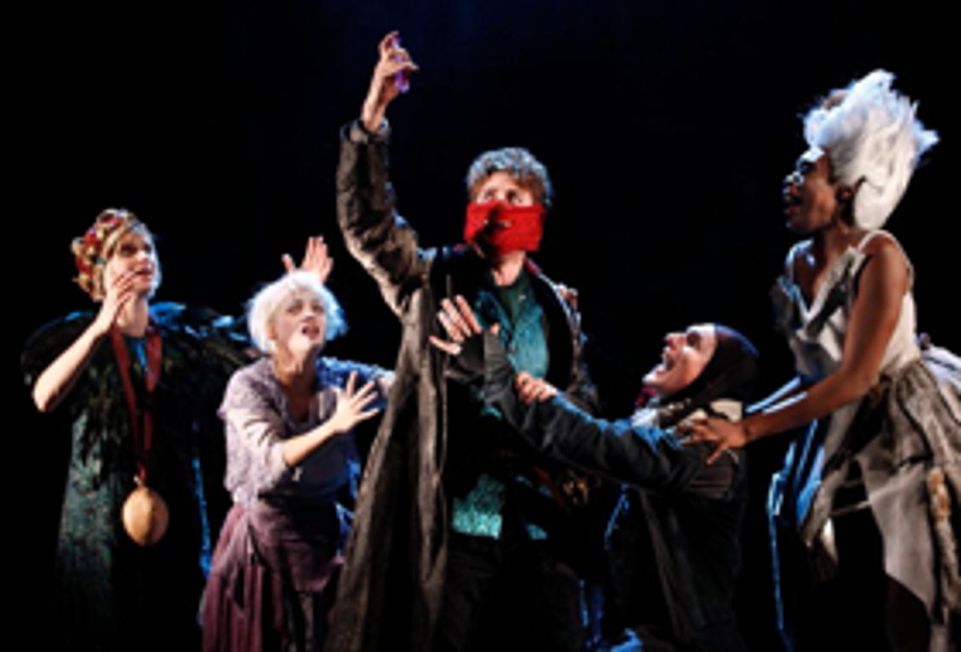 Tom Morris' THE GRINNING MAN to Open at Trafalgar Studios in December  Image