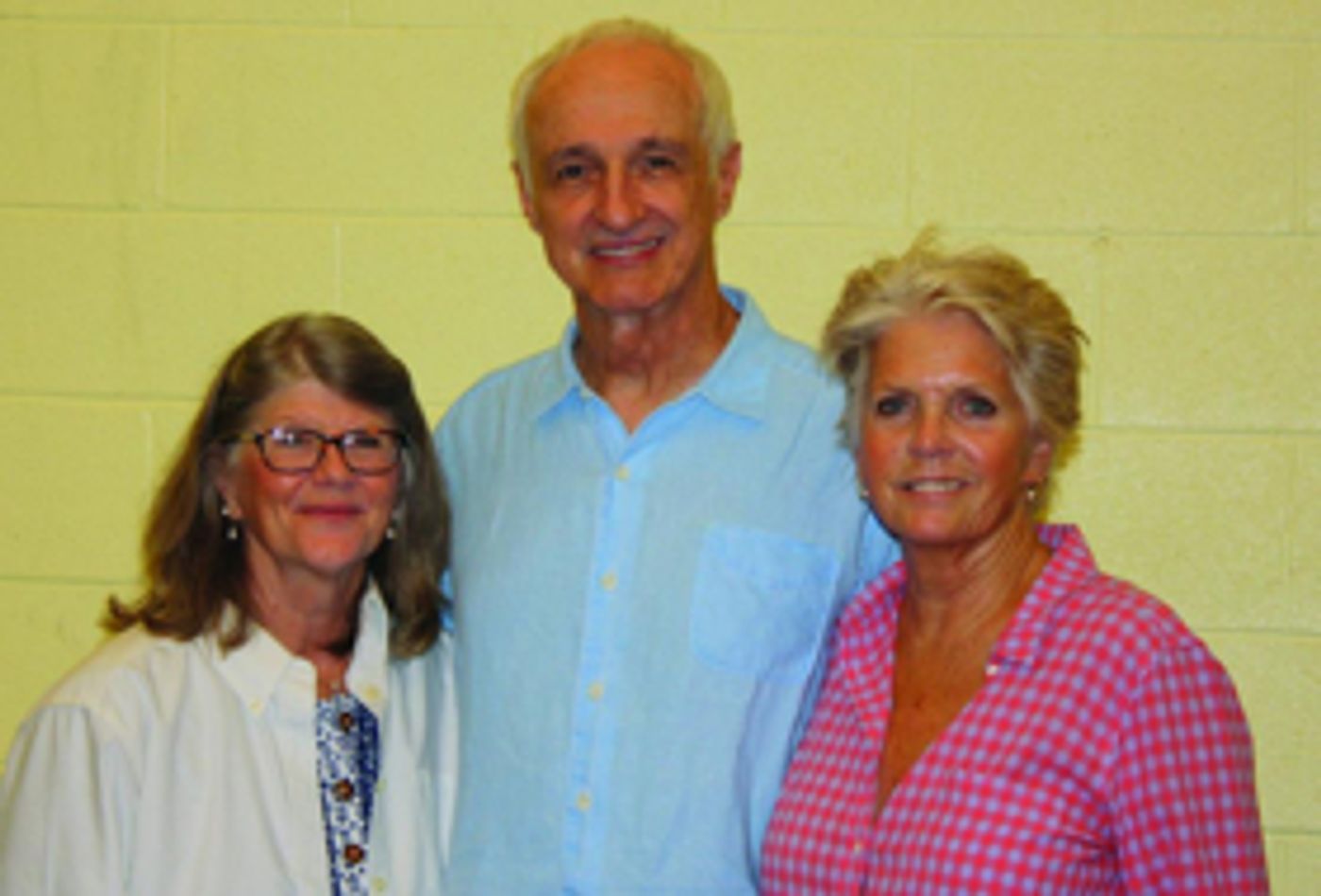 TV Stars Meredith Baxter and Michael Gross to Close Totem Pole Playhouse's Season with LOVE LETTERS  Image