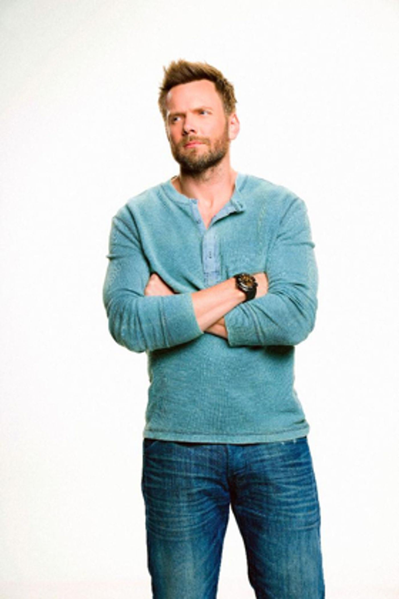 Joel McHale Returns To Mohegan Sun Arena  Image