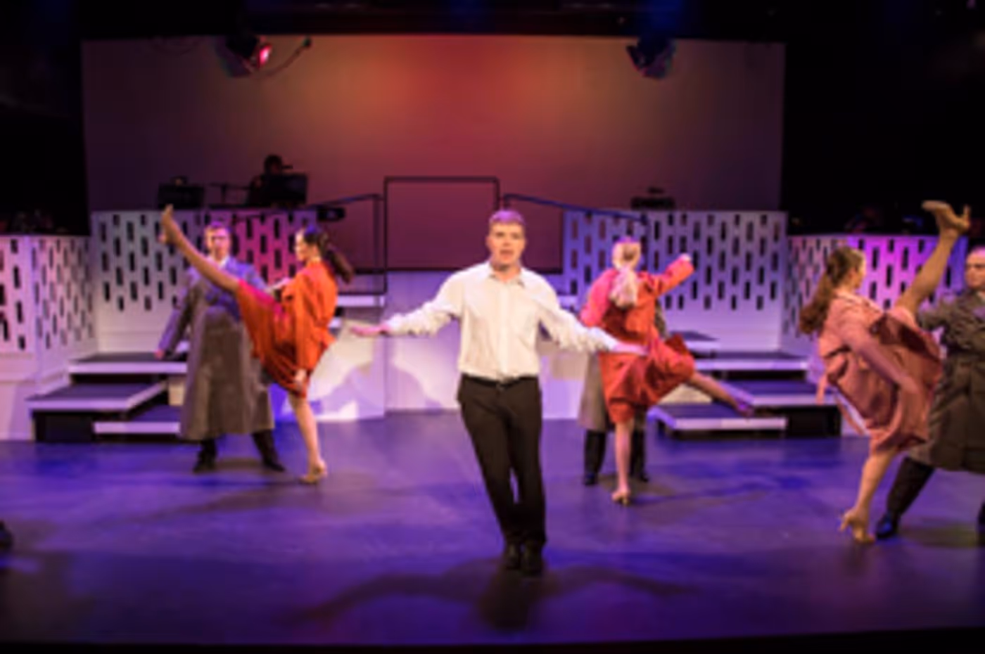 BWW Previews: CATCH ME IF YOU CAN at Off Broadway Papakura Auckland Image
