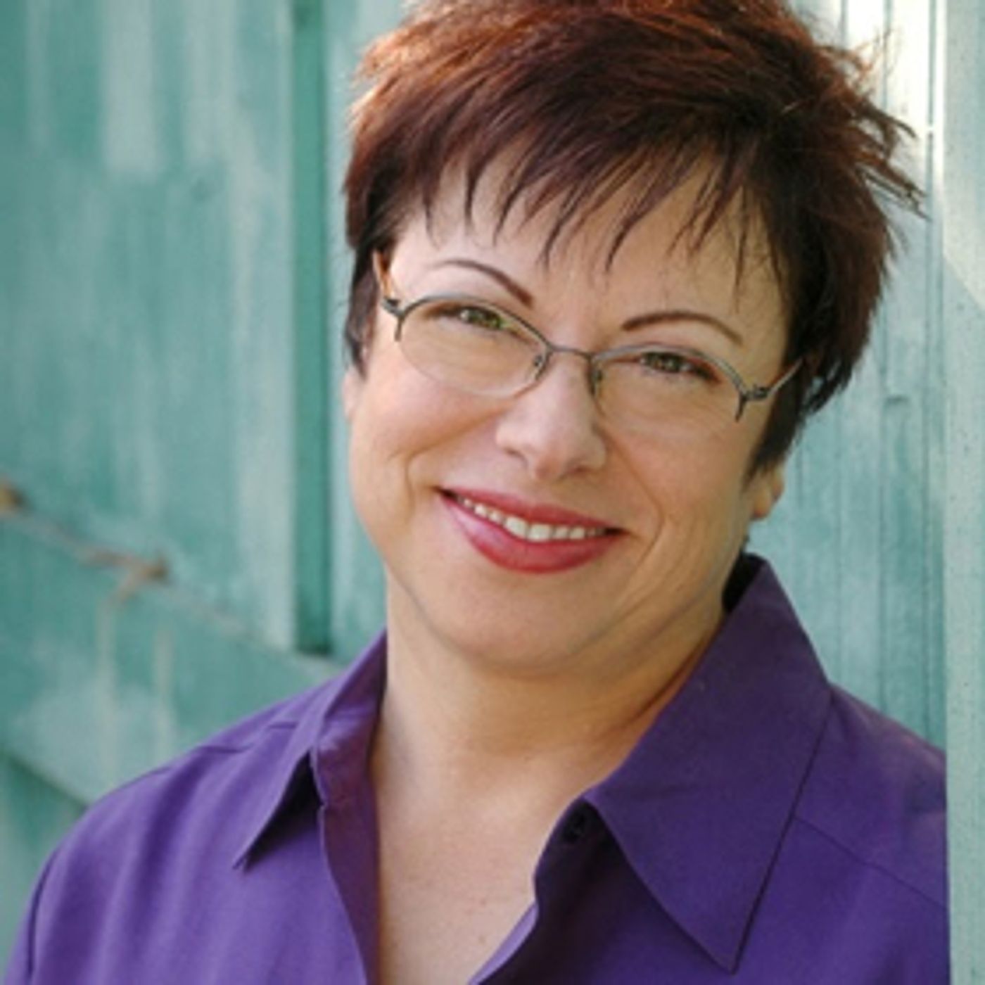 Review: In Solofest 2017 Hit Show IT'S ONLY LIPSTICK, Claudia DiMartino Shares Life Lessons Learned and Dreams Pursued  Image