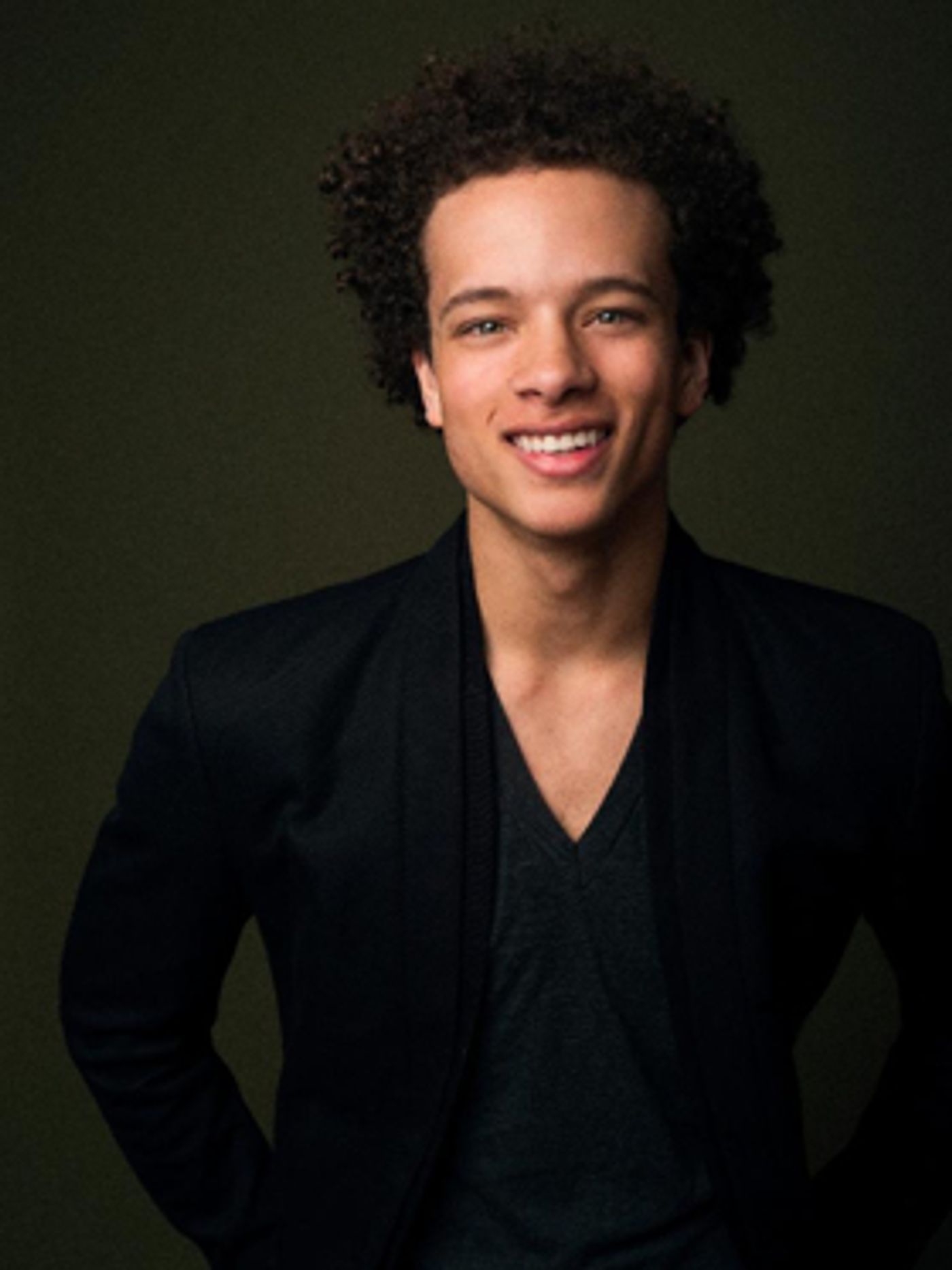 Damon J. Gillespie from The Muny's NEWSIES Takes Over BroadwayWorld on Instagram Today  Image