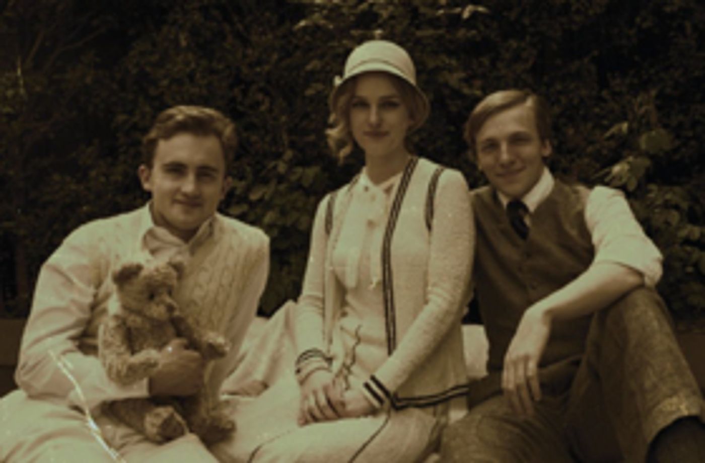 IT Mounts BRIDESHEAD REVISITED  Image