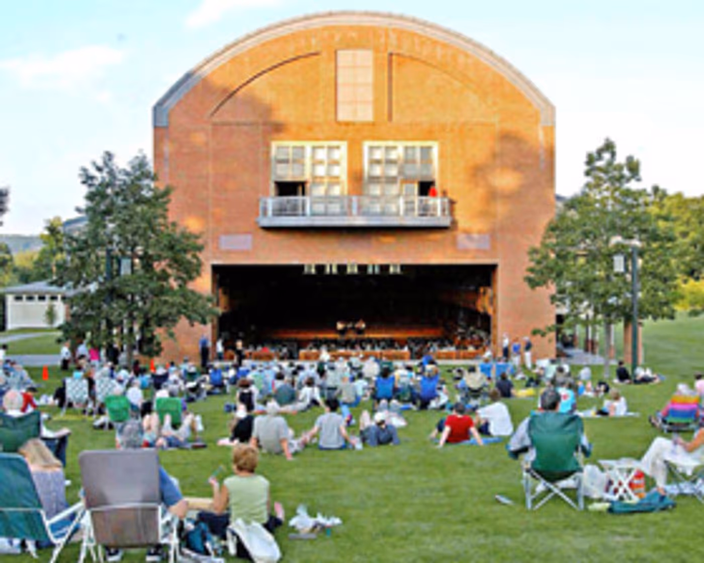 BWW Opera Preview, Part II: Hot Time, Summer Outside the City Image