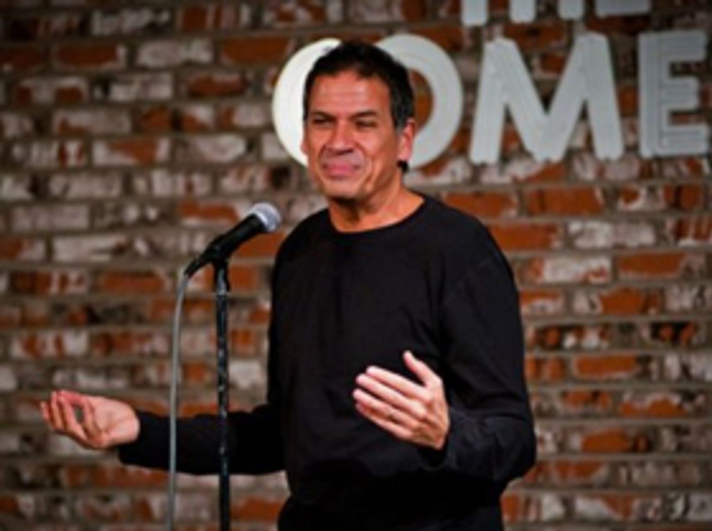 Grammy Nominated Comedian Bobby Collins Comes to Patchogue Theatre  Image