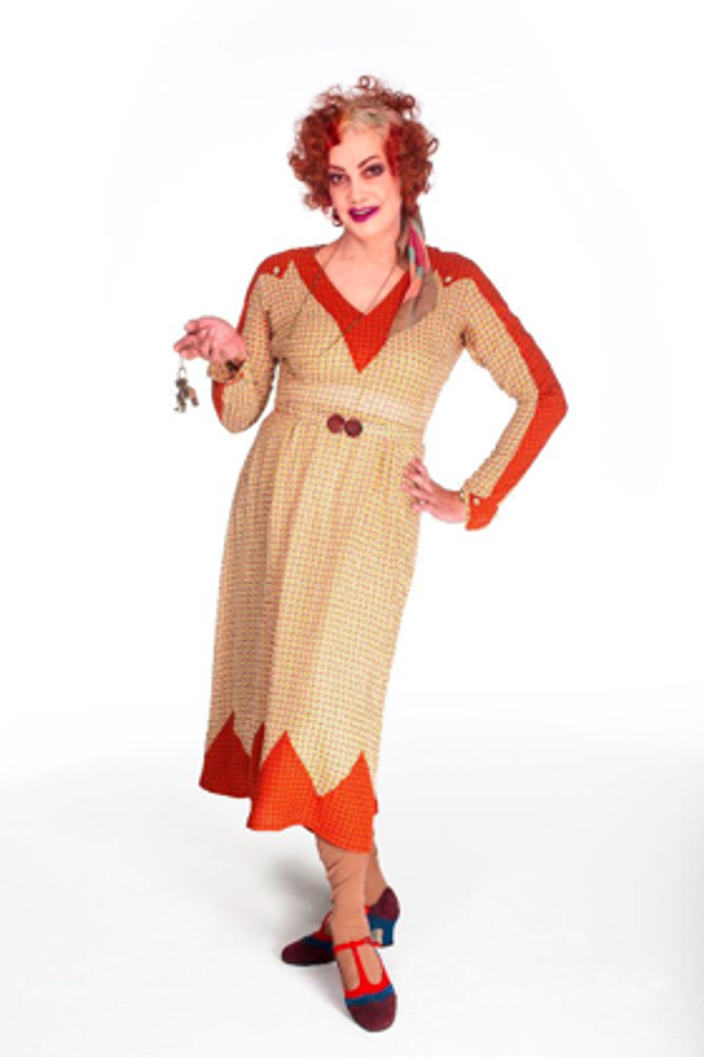 Craig Revel Horwood Joins West End Cast of ANNIE, Now Booking To February 2018  Image