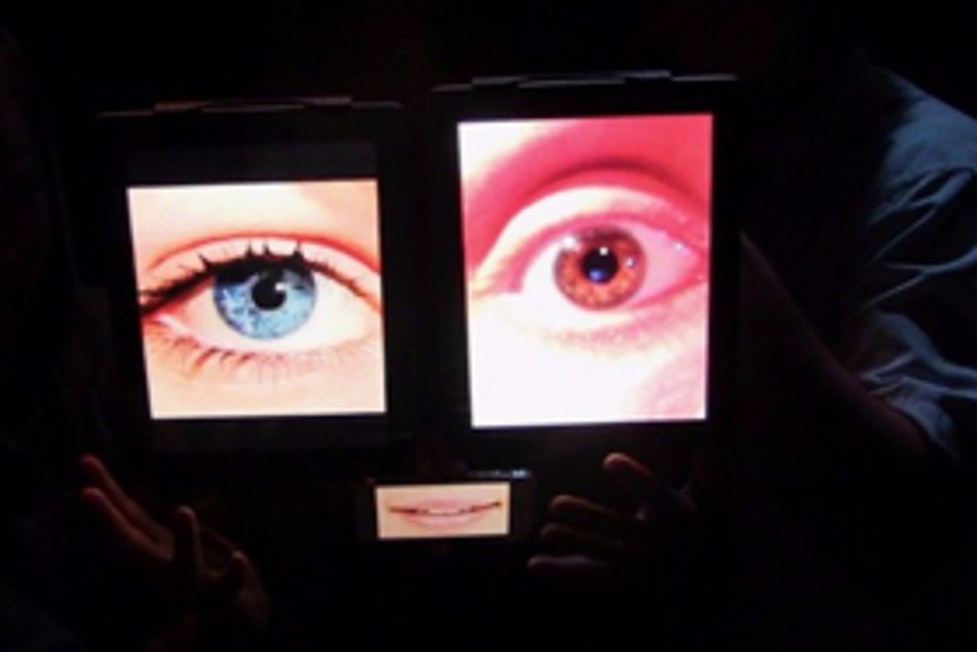 Ahuri Theatre & Bad New Days Present FLASHING LIGHTS at The Theatre Centre  Image