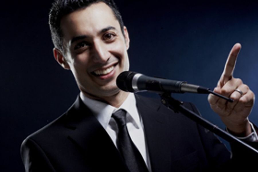 Riaad Moosa Kicks Off LIFE BEGINS Tour this Month Image