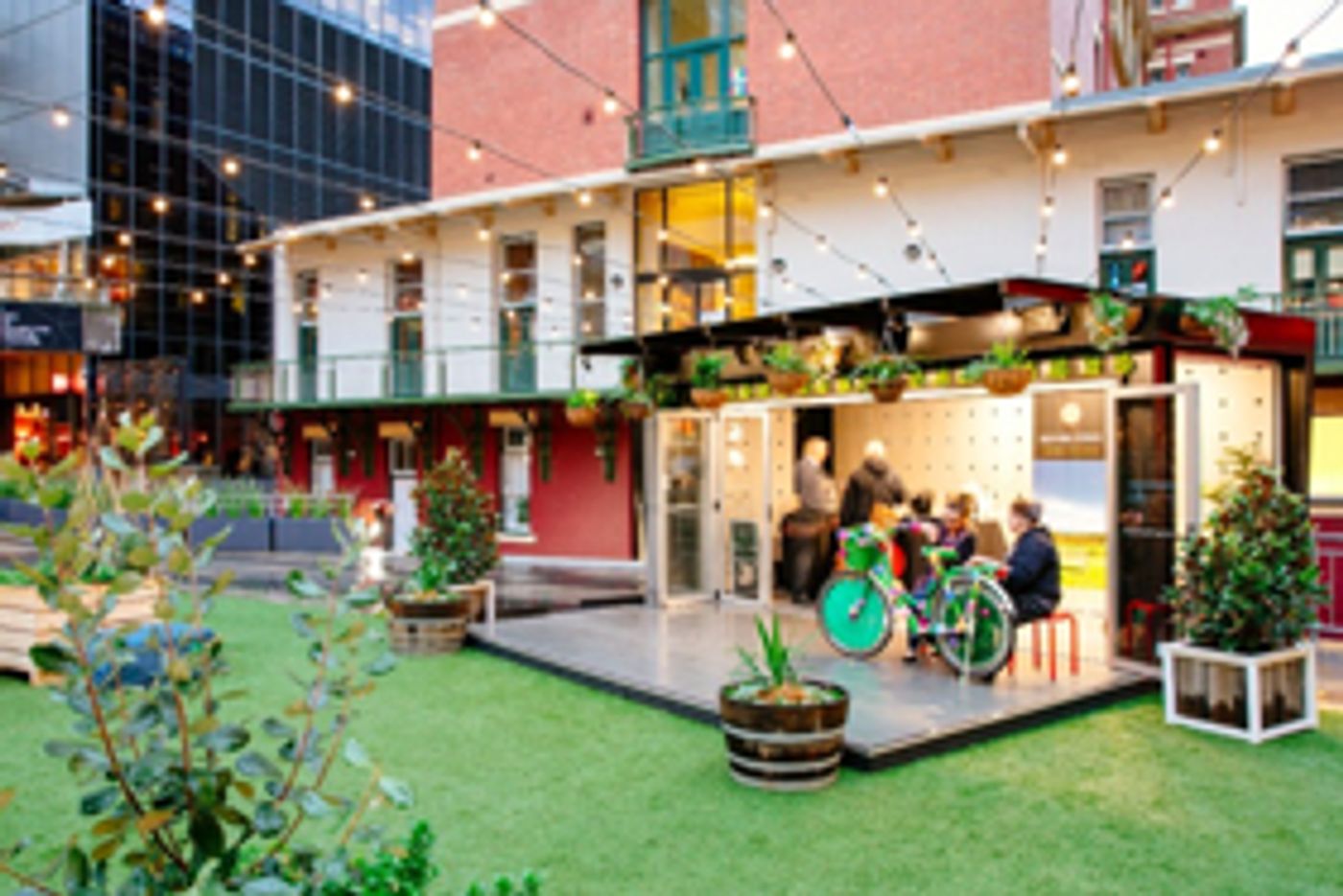 QV Melbourne's FRESH / TAKE Brings Spring to the City  Image